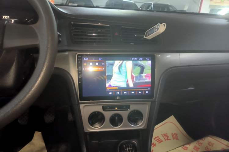Used Volkswagen Lavida 2013 Revised Classic 1.6L Manual Fashion Edition Audio And AC Panel