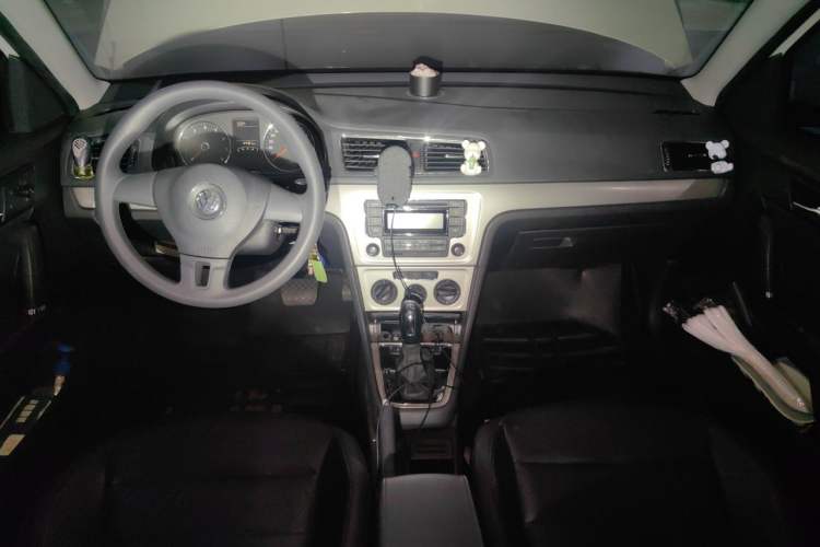 Used Volkswagen Lavida 2013 Revised Version 1.4 TSI DSG Comfort Edition Audio And AC Panel