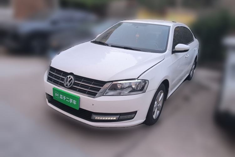 Used Volkswagen Lavida 2013 Revised Classic 1.6L Automatic Fashion Edition Guazi used car, China used car export, Used car for sale, Used cars, Cheapest cars for sale