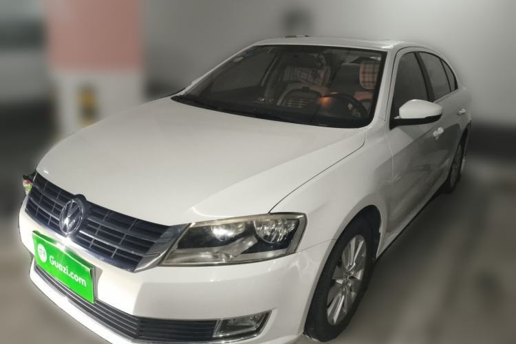 Volkswagen Lavida 2013 Restyled Classic 1.6L Manual Comfort Edition с пробегом Guazi used car, China used car export, Used car for sale, Used cars, Cheapest cars for sale