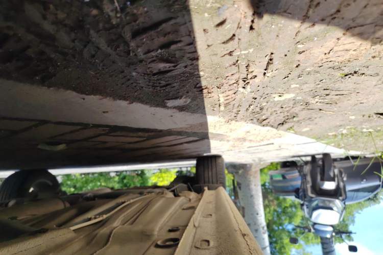 Used Volkswagen Lavida 2013 1.4TSI Manual Comfort Edition Chassis Front Right