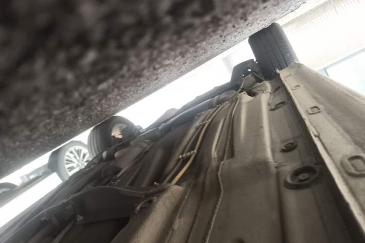 Used Volkswagen Lavida 2013 Restyled Classic 1.6L Automatic Comfort Edition Chassis Front Right