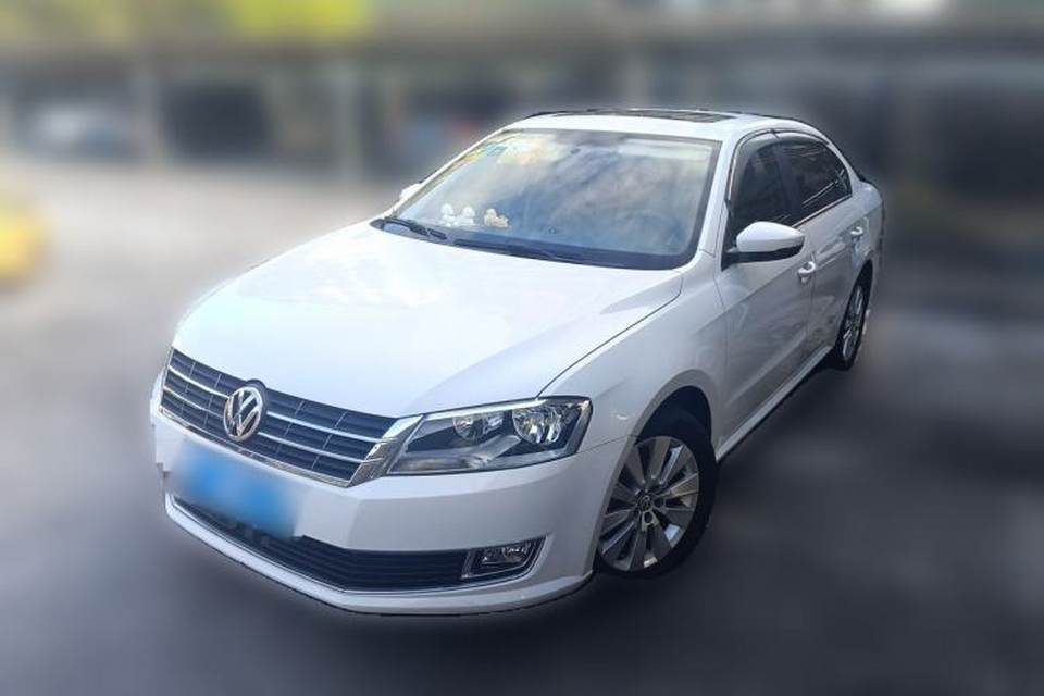 Volkswagen Lavida 2013