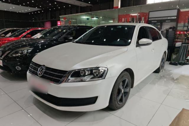 Used Volkswagen Lavida 2013 Revised Classic 1.6L Automatic Fashion Edition
