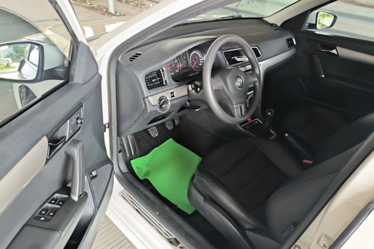Used Volkswagen Lavida 2013 Restyled Classic 1.6L Manual Comfort Edition Driver Seat