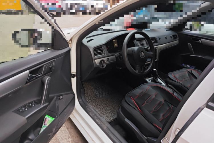 Used Volkswagen Lavida 2013 Revised Classic 1.6L Automatic Fashion Edition Driver Seat