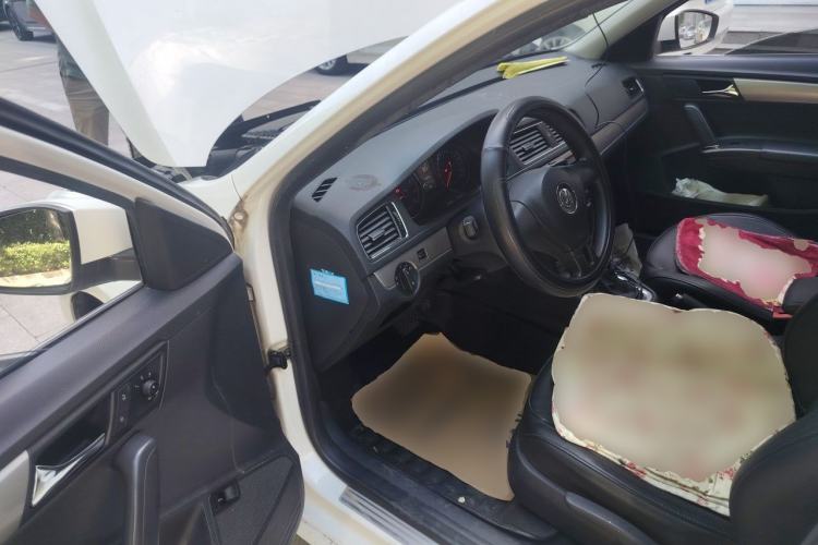 Used Volkswagen Lavida 2013 Restyled Classic 1.6L Automatic Comfort Edition Driver Seat