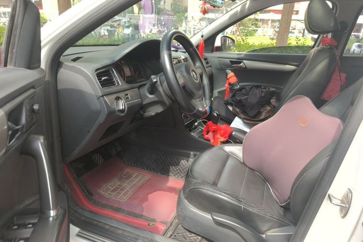 Used Volkswagen Lavida 2013 Restyled Classic 1.6L Manual Comfort Edition Driver Seat