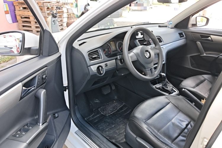 Used Volkswagen Lavida 2013 Revised Version 1.4 TSI DSG Comfort Edition Driver Seat