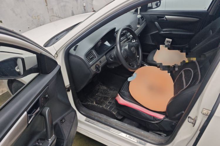 Used Volkswagen Lavida 2013 Restyled Classic 1.6L Automatic Comfort Edition Driver Seat