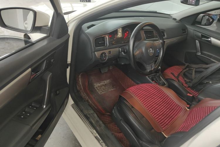 Used Volkswagen Lavida 2013 Restyled Classic 1.6L Automatic Comfort Edition Driver Seat