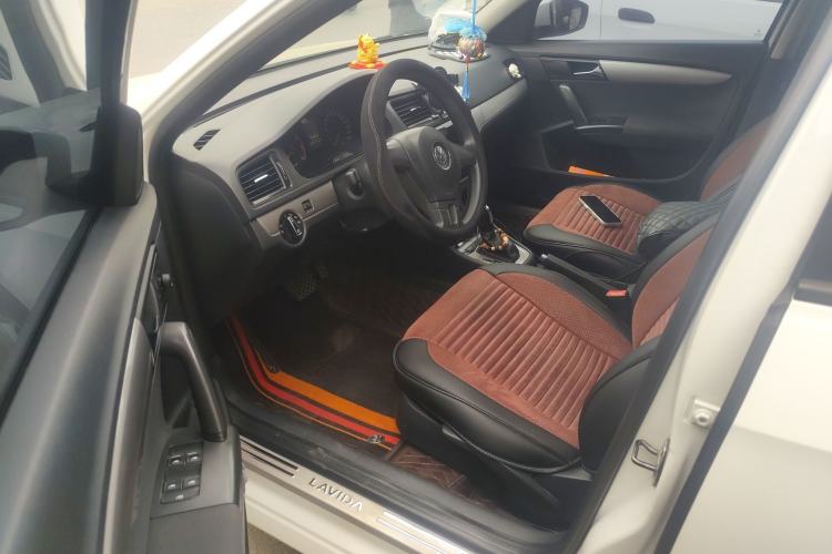 Used Volkswagen Lavida 2013 Revised Classic 1.6L Automatic Fashion Edition Driver Seat