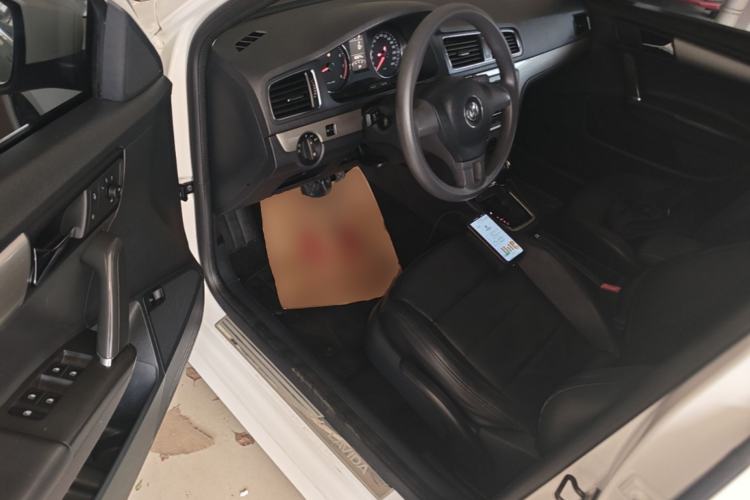 Used Volkswagen Lavida 2013 Revised Version 1.4 TSI DSG Comfort Edition Driver Seat
