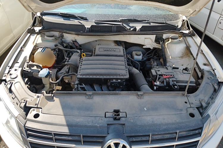 Used Volkswagen Lavida 2013 Restyled Classic 1.6L Manual Comfort Edition Engine Bay