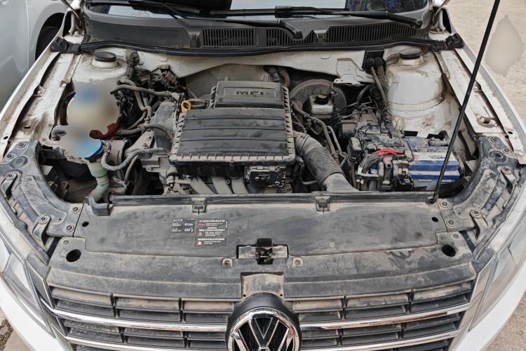 Used Volkswagen Lavida 2013 Revised Classic 1.6L Automatic Fashion Edition Engine Bay