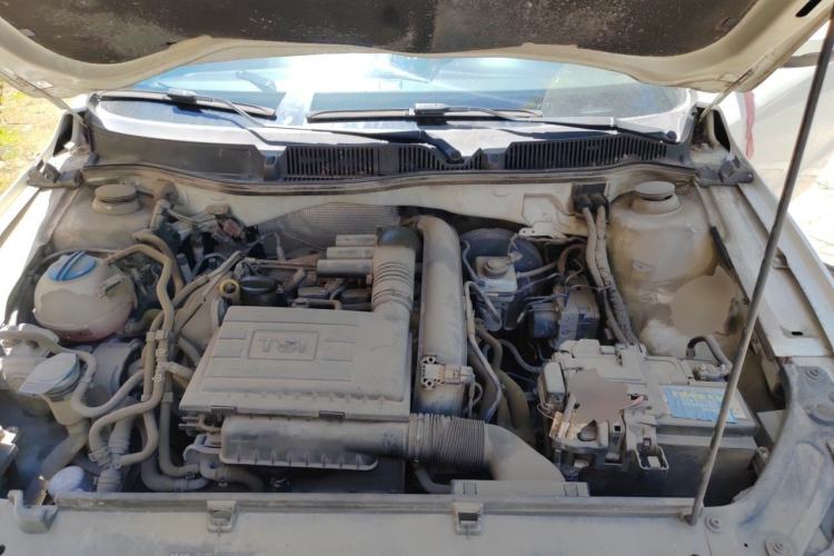 Used Volkswagen Lavida 2013 1.4TSI Manual Comfort Edition Engine Bay