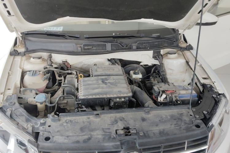 Used Volkswagen Lavida 2013 Restyled Classic 1.6L Automatic Comfort Edition Engine Bay