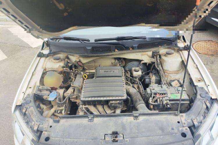 Used Volkswagen Lavida 2013 Restyled Classic 1.6L Automatic Comfort Edition Engine Bay