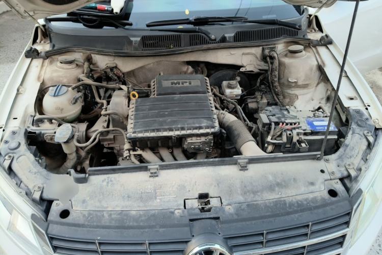 Used Volkswagen Lavida 2013 Restyled Classic 1.6L Automatic Comfort Edition Engine Bay