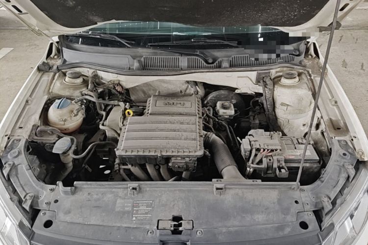 Used Volkswagen Lavida 2013 Restyled Classic 1.6L Automatic Comfort Edition Engine Bay