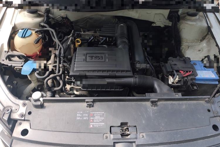 Used Volkswagen Lavida 2013 Revised Version 1.4 TSI DSG Comfort Edition Engine Bay