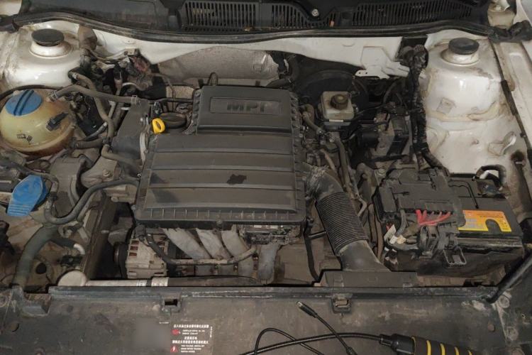 Used Volkswagen Lavida 2013 Restyled Classic 1.6L Automatic Comfort Edition Engine Bay