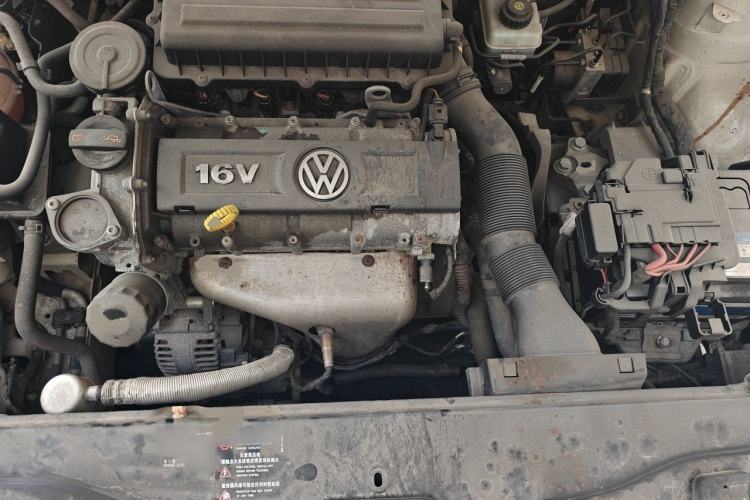 Used Volkswagen Lavida 2013 Classic 1.6L Manual Fashion Edition Engine Bay