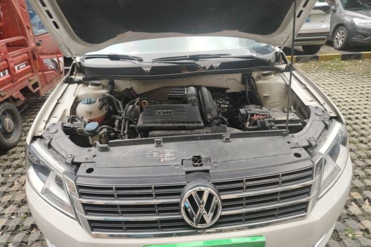 Used Volkswagen Lavida 2013 1.4TSI DSG Comfort Edition Engine Bay