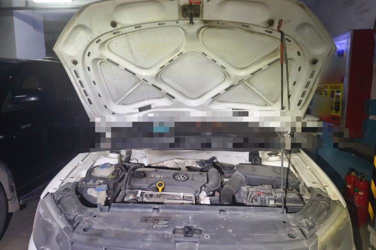 Used Volkswagen Lavida 2013 1.4TSI DSG Comfort Edition Engine Bay