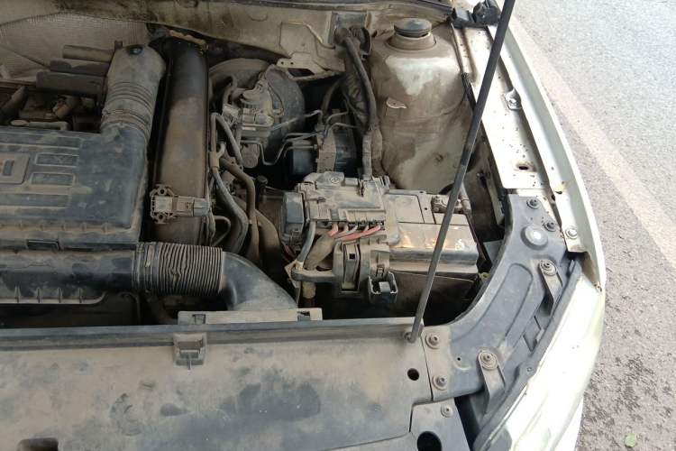 Used Volkswagen Lavida 2013 1.4TSI DSG Comfort Edition Engine Bay Left
