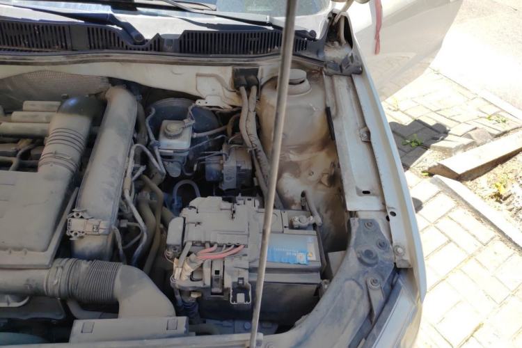 Used Volkswagen Lavida 2013 1.4TSI Manual Comfort Edition Engine Bay Left