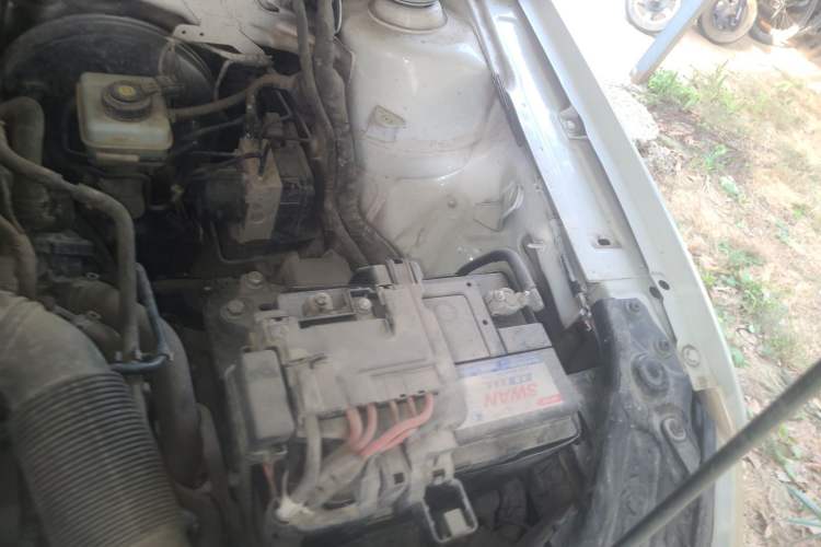 Used Volkswagen Lavida 2013 Restyled Classic 1.6L Manual Comfort Edition Engine Bay Left