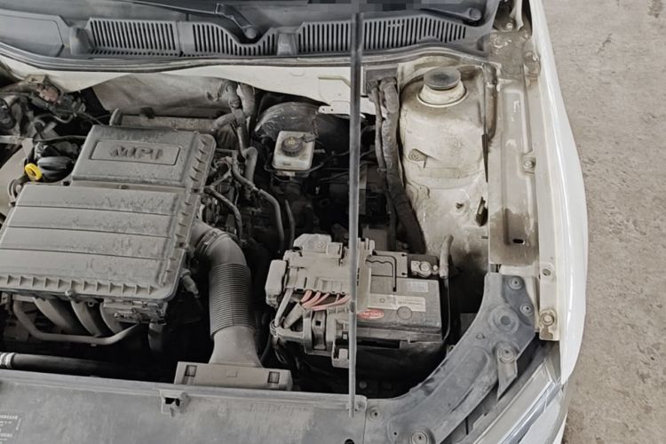 Used Volkswagen Lavida 2013 Restyled Classic 1.6L Automatic Comfort Edition Engine Bay Left