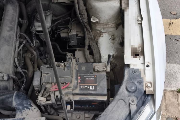 Used Volkswagen Lavida 2013 Revised Version 1.4 TSI Manual Comfort Edition Engine Bay Left