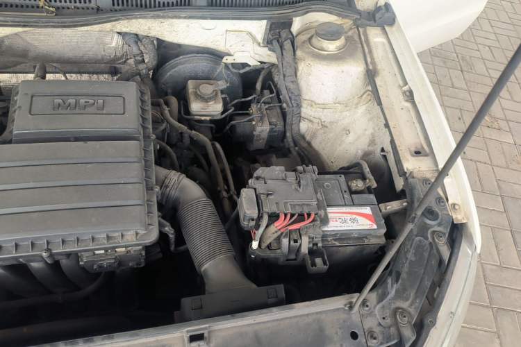 Used Volkswagen Lavida 2013 Restyled Classic 1.6L Automatic Comfort Edition Engine Bay Left