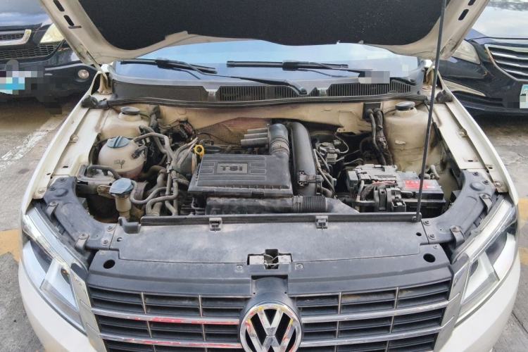 Used Volkswagen Lavida 2013 1.4TSI DSG Comfort Edition Engine Bay