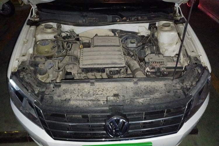 Used Volkswagen Lavida 2013 Restyled Classic 1.6L Automatic Comfort Edition Engine Bay
