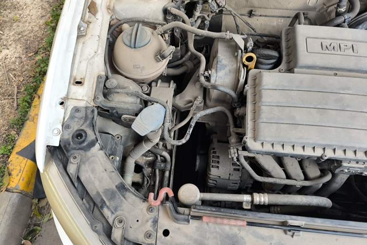 Used Volkswagen Lavida 2013 Restyled Classic 1.6L Automatic Comfort Edition Engine Bay Right