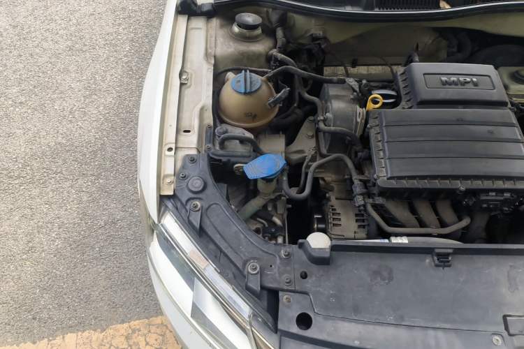Used Volkswagen Lavida 2013 Restyled Classic 1.6L Automatic Comfort Edition Engine Bay Right