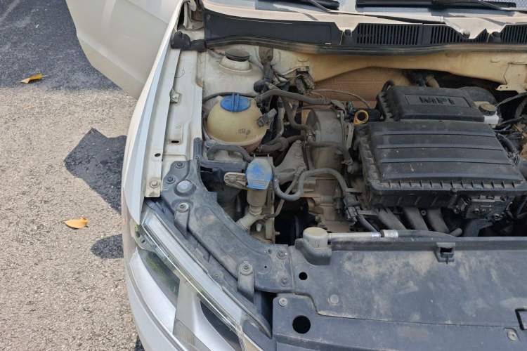 Used Volkswagen Lavida 2013 Restyled Classic 1.6L Automatic Comfort Edition Engine Bay Right