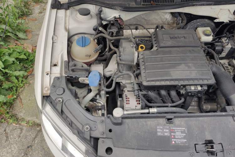 Used Volkswagen Lavida 2013 Restyled Classic 1.6L Automatic Comfort Edition Engine Bay Right