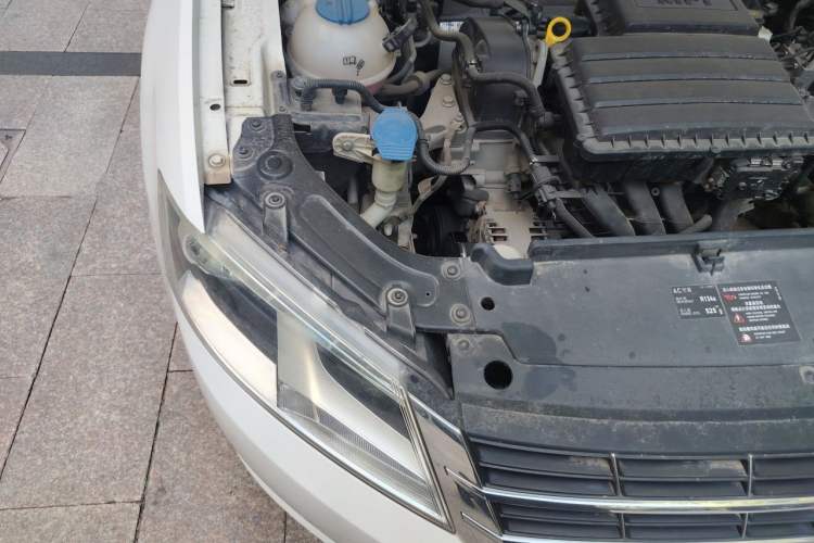 Used Volkswagen Lavida 2013 Restyled Classic 1.6L Automatic Comfort Edition Engine Bay Right