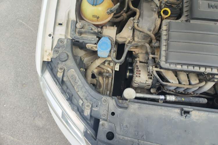 Used Volkswagen Lavida 2013 Restyled Classic 1.6L Automatic Comfort Edition Engine Bay Right