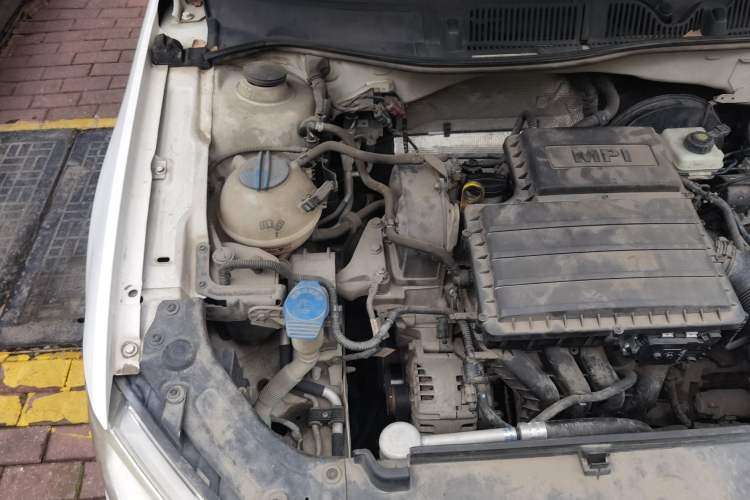 Used Volkswagen Lavida 2013 Restyled Classic 1.6L Automatic Comfort Edition Engine Bay Right