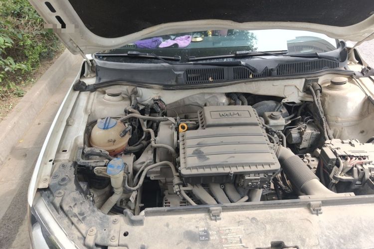 Used Volkswagen Lavida 2013 Restyled Classic 1.6L Manual Comfort Edition Engine Bay Right