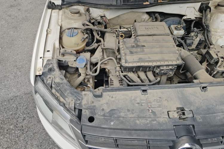 Used Volkswagen Lavida 2013 Restyled Classic 1.6L Automatic Comfort Edition Engine Bay Right