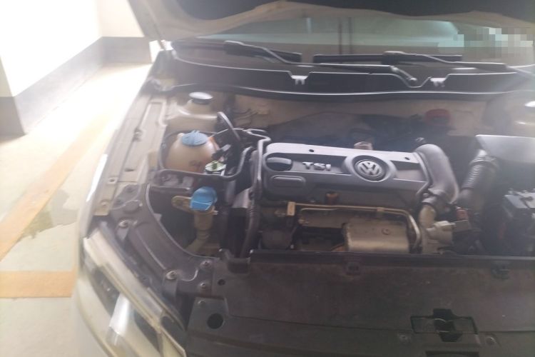 Used Volkswagen Lavida 2013 Revised Version 1.4 TSI DSG Luxury Edition Engine Bay Right