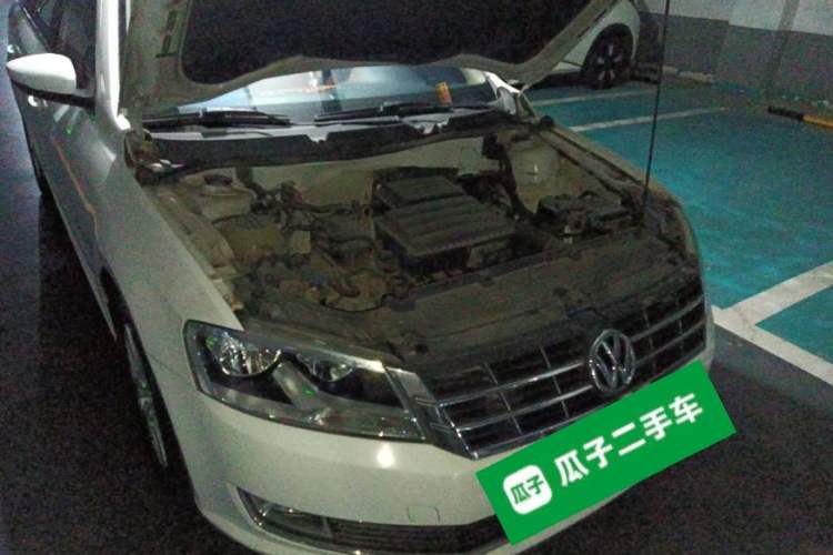 Used Volkswagen Lavida 2013 1.6L Automatic Comfort Edition Engine Bay Right
