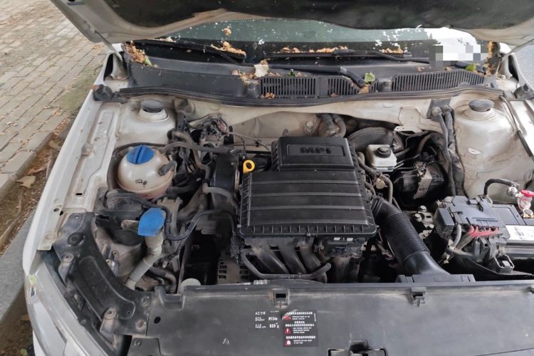 Used Volkswagen Lavida 2013 Revised Classic 1.6L Manual Fashion Edition Engine Bay Right