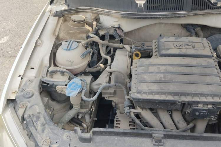 Used Volkswagen Lavida 2013 Restyled Classic 1.6L Automatic Comfort Edition Engine Bay Right